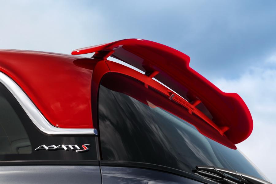 Детали экстерьера Opel Adam S 2015 года  (WW) (фото 2 из 35)